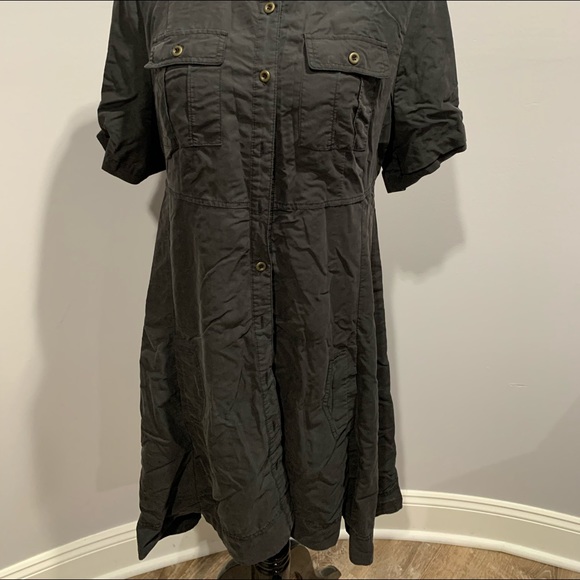 //2 for $15// ECI Button down dress - Picture 5 of 5